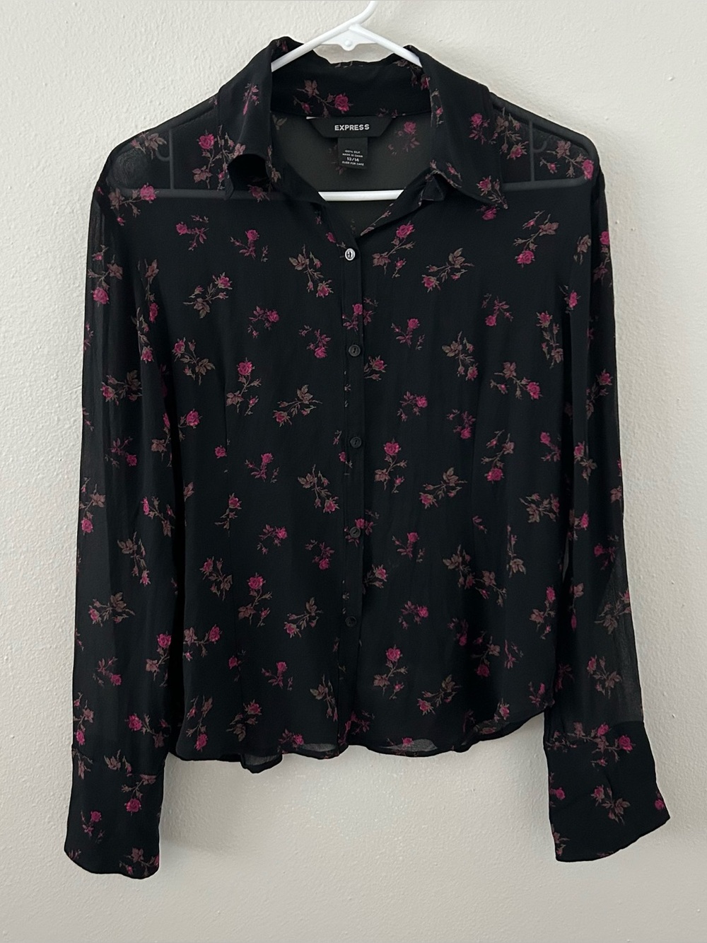 Express 100% Silk Sheer Button Up Collared Blouse Size 13/14 Black Floral Roses